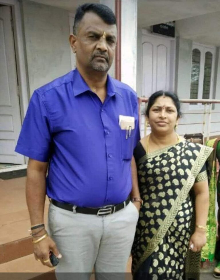ಬೀದಿ ದೀಪ ಅಳವಡಿಸಿ,  ಮತ್ತೊಮ್ಮೆ ಮಾದರಿಯಾದ, ಮಡಿಕೇರಿ ನಗರ ಸಭಾ ಸದಸ್ಯರ ಪತಿ…