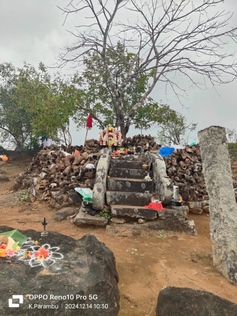 ಇತಿಹಾಸ ಕೇಳಿರ ಕುಂಜೇರಿ ಇನ್ನೂರೊಕ್ಕಡ ಬೊಟ್ಲಪ್ಪ ಕುಯ್ಯ…