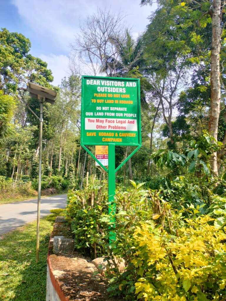 ಹೊರಗಿನವರು ಕೊಡಗಿನ ಜಾಗ ಖರೀದಿಸಿದರೆ ಕಾನೂನು ಕ್ರಮ ಎದುರಿಸುವಿರಿ: ಪರಿಸರವಾದಿ ಕರ್ನಲ್‌ ಮುತ್ತಣ್ಣ, ಸೈನ್‌ಬೋರ್ಡ್‌ ಅಭಿಯಾನ