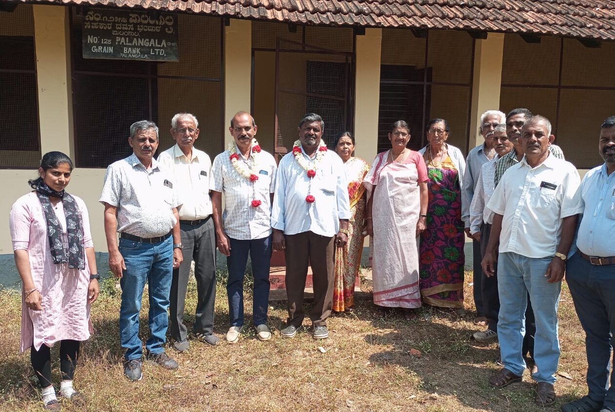 ಪಾಲಂಗಾಲ ಧವಸ ಭಂಡಾರದ ನೂತನ ಅಧ್ಯಕ್ಷರಾಗಿ, ಕೋಡೀರ  ಪ್ರವೀಣ್ ಚಂಗಪ್ಪ