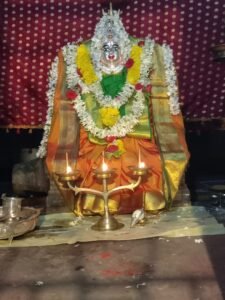 ಕದನೂರ್ ಶ್ರೀ ಭಗವತಿರ  ಚಪ್ಪೆಲೆ ಪುಟ್ಟ್‌ ನಮ್ಮೆ….
