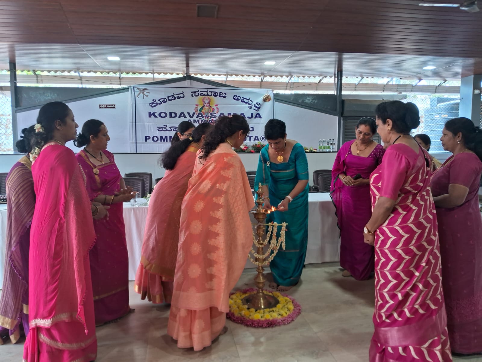 ಅಮ್ಮತ್ತಿ ಕೊಡವ ಸಮಾಜತ್‌, ಅಂದೋಡೆ ನಡಂದ ಪೊಮ್ಮಕ್ಕಡ ನಾಳ್