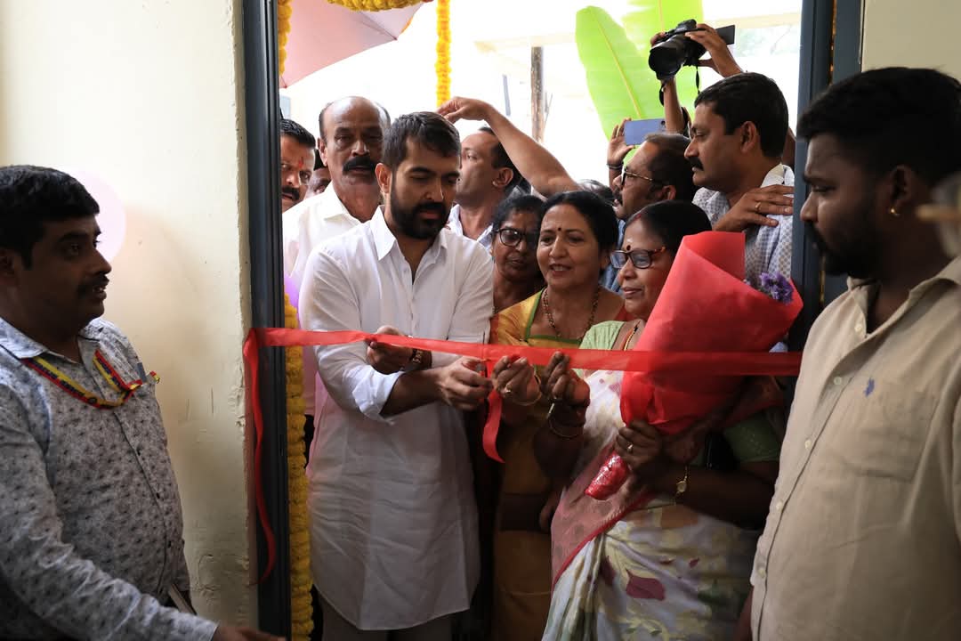 ವೈದ್ಯಕೀಯ ವಿಜ್ಞಾನ ಸಂಸ್ಥೆಯ ಆಸ್ಪತ್ರೆ ಆವರಣದಲ್ಲಿ ಇಂದಿರಾ ಕ್ಯಾಂಟಿನ್…