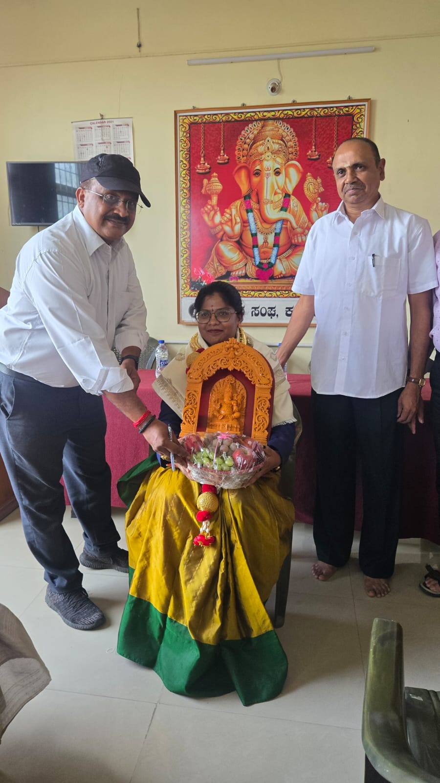 ಕುಶಾಲನಗರದಲ್ಲಿ ನ್ಯಾಯಾಧೀಶರಿಗೆ ಬೀಳ್ಕೊಡುಗೆ ಸಮಾರಂಭ… ಕುಶಾಲನಗರದಲ್ಲಿ ನ್ಯಾಯಾಧೀಶರಿಗೆ ಬೀಳ್ಕೊಡುಗೆ ಸಮಾರಂಭ…