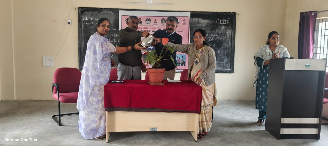 ಮಕ್ಕಳ ಬಳಿ ಮೊಬೈಲಿಗಿಂತ ಪುಸ್ತಕ ಇದ್ದರೆ ಒಳಿತು;  ಮಹಿಳಾ ಮತ್ತು ಮಕ್ಕಳ ಅಭಿವೃದ್ಧಿ ಇಲಾಖೆ ಉಪ ನಿರ್ದೇಶಕ ಕೃಷ್ಣಮೂರ್ತಿ ಸಲಹೆ