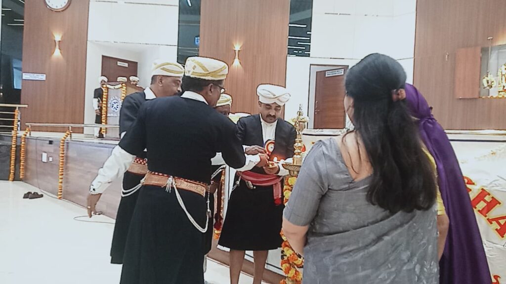 ಅಂದೋಳತ್ ಎಲಂಗಿ ನಡ್ಂದ ಏಳ್ನಾಡ್ ಕೊಡವ ಸಂಘ 39ನೇ ಒತ್ತೋರ್ಮೆ ಕೂಟ… ಅಂದೋಳತ್ ಎಲಂಗಿ ನಡ್ಂದ ಏಳ್ನಾಡ್ ಕೊಡವ ಸಂಘ 39ನೇ ಒತ್ತೋರ್ಮೆ ಕೂಟ…